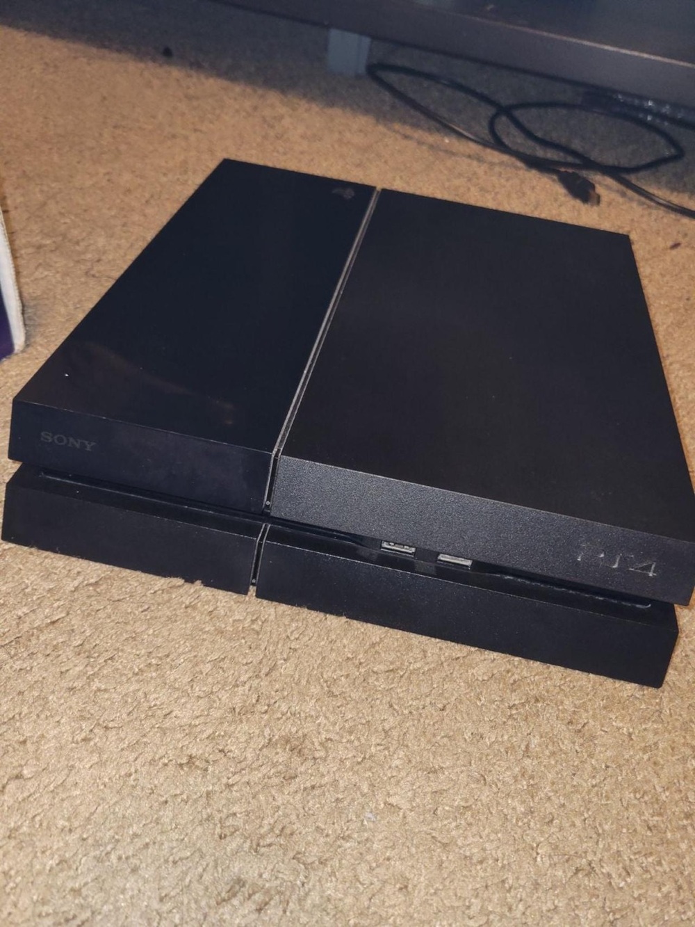 Sony PS4 Console - Black comes with all cords and 7 games